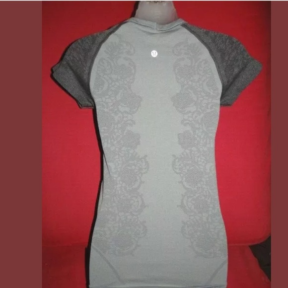 RARE Lululemon Run Swiftly Tech Short Sleeve Shirt - Picture 3 of 6